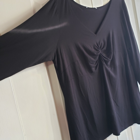 Three-quarter Length V neck Blouse - Picture 5 of 6